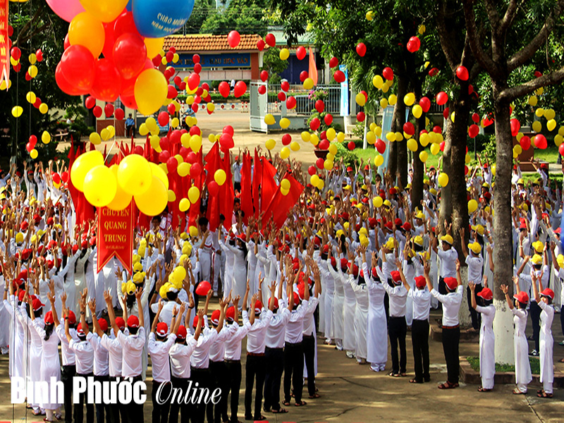 Niềm vui ngày khai trường